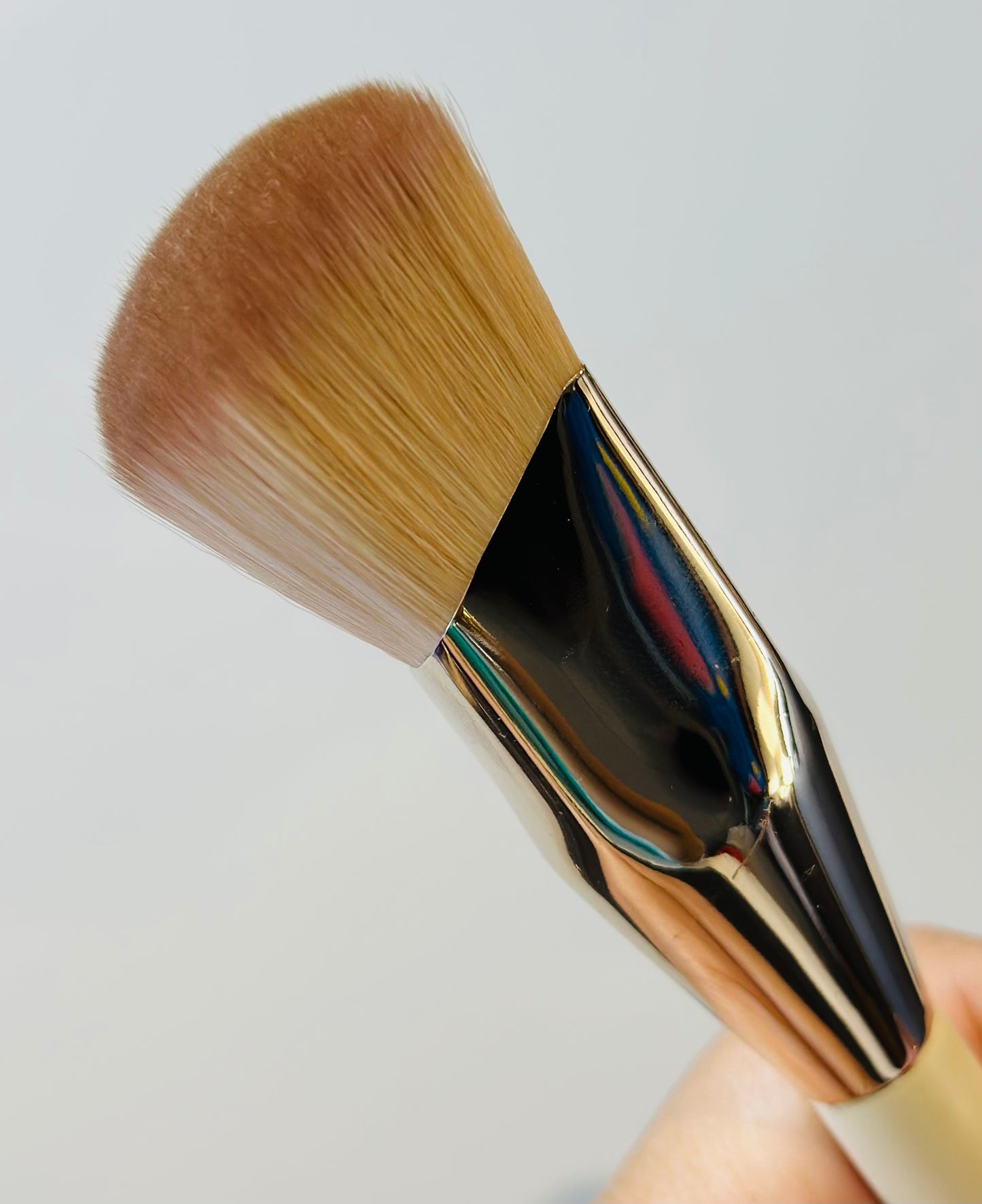 About Dat Base Foundation Brush